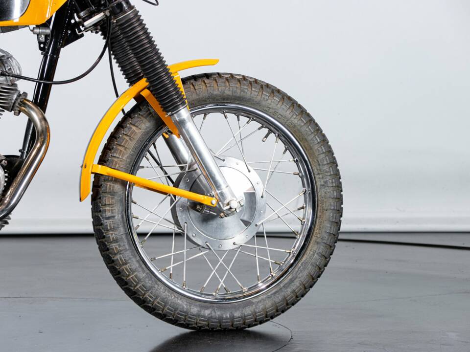 Immagine 32/50 di Ducati 250 Scrambler (1971)