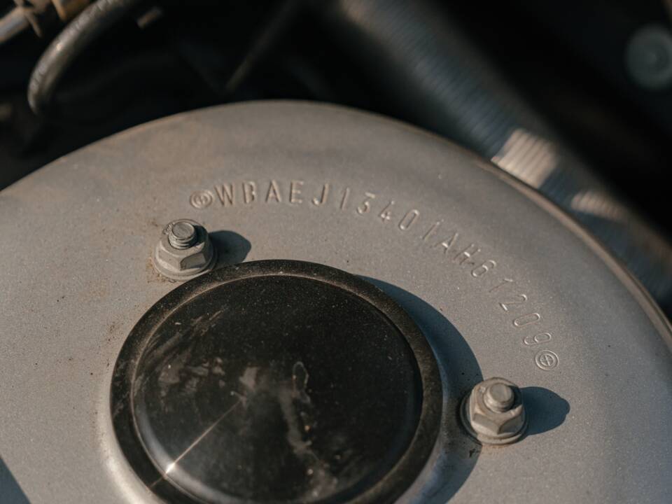 Image 143/185 of BMW Z8 (2001)