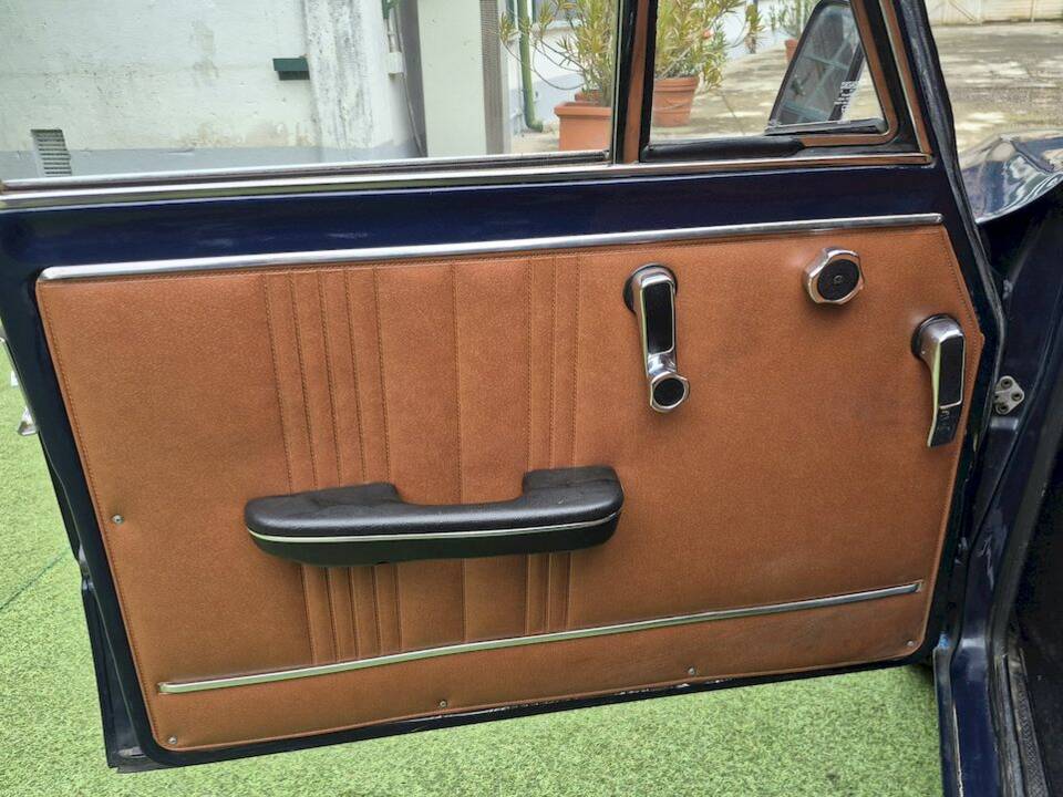 Imagen 20/67 de Alfa Romeo Giulia Nuova Super 1600 (1977)