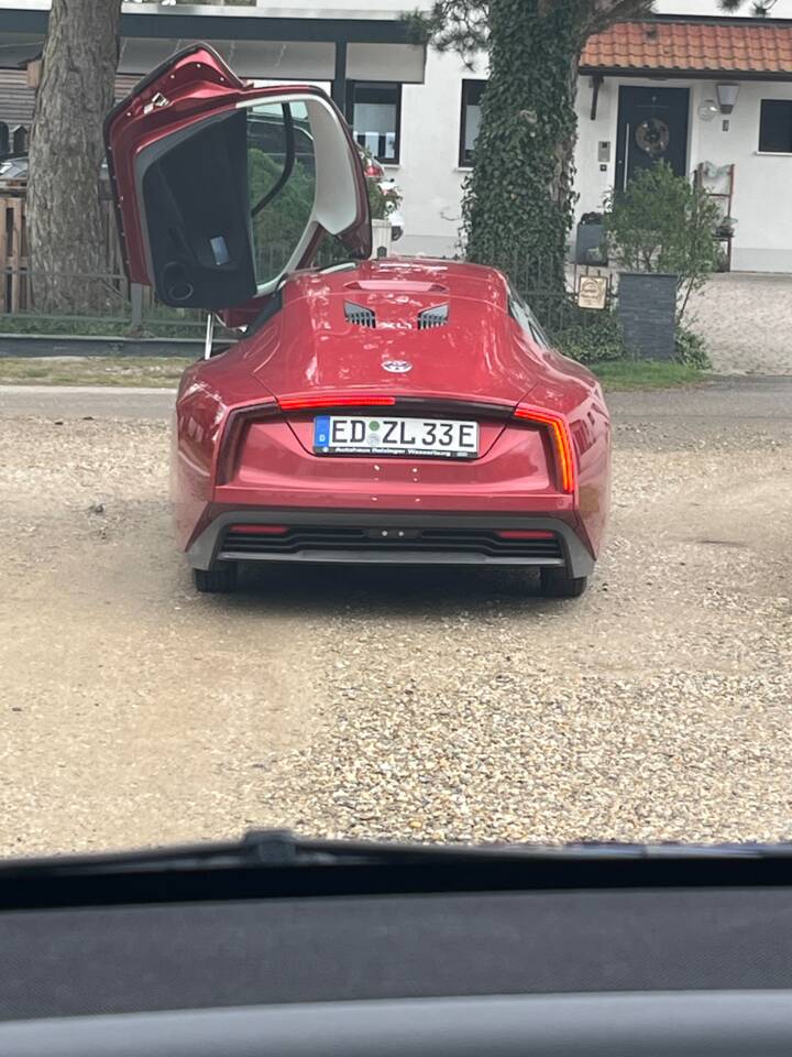 Immagine 4/5 di Volkswagen XL1 (2015)