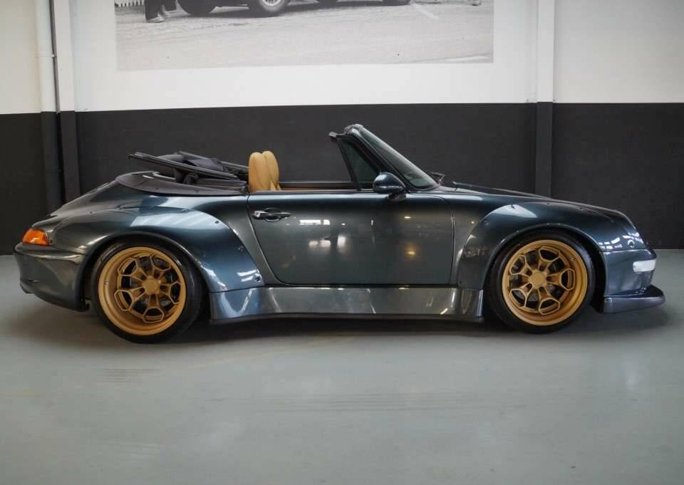 Image 3/50 of Porsche 911 Carrera RWB (1995)