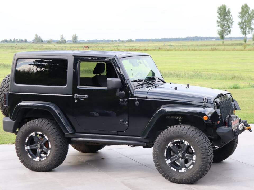 Image 7/50 of Jeep Wrangler 3.8 Rubicon (2011)
