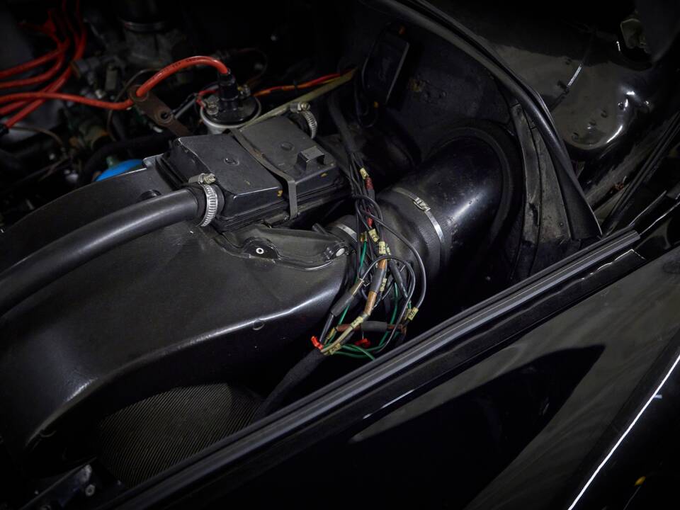 Image 88/97 of Citroën DS 20 Chapron (1972)