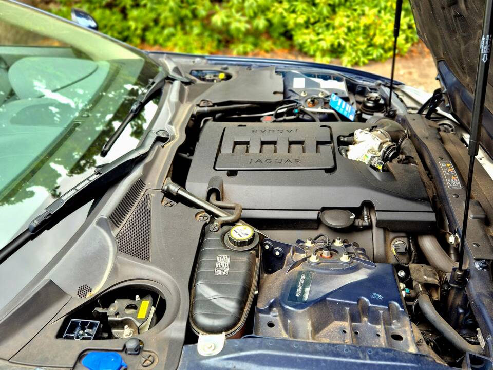 Image 10/10 of Jaguar XK 4.2 (2007)