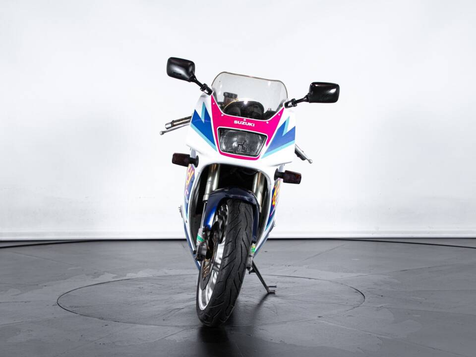 Immagine 3/50 di Suzuki RGV 250 Gamma (1992)