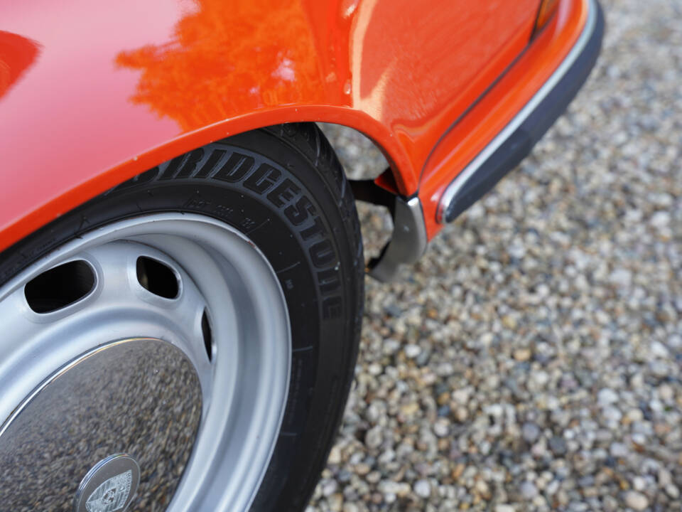 Image 44/50 of Porsche 911 2.2 T (1971)