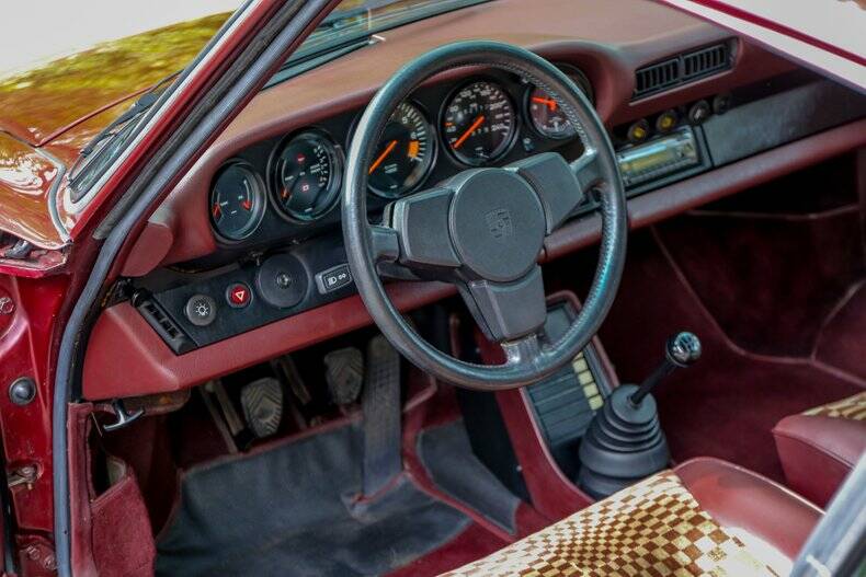 Afbeelding 9/50 van Porsche 911 SC 3.0 (1982)