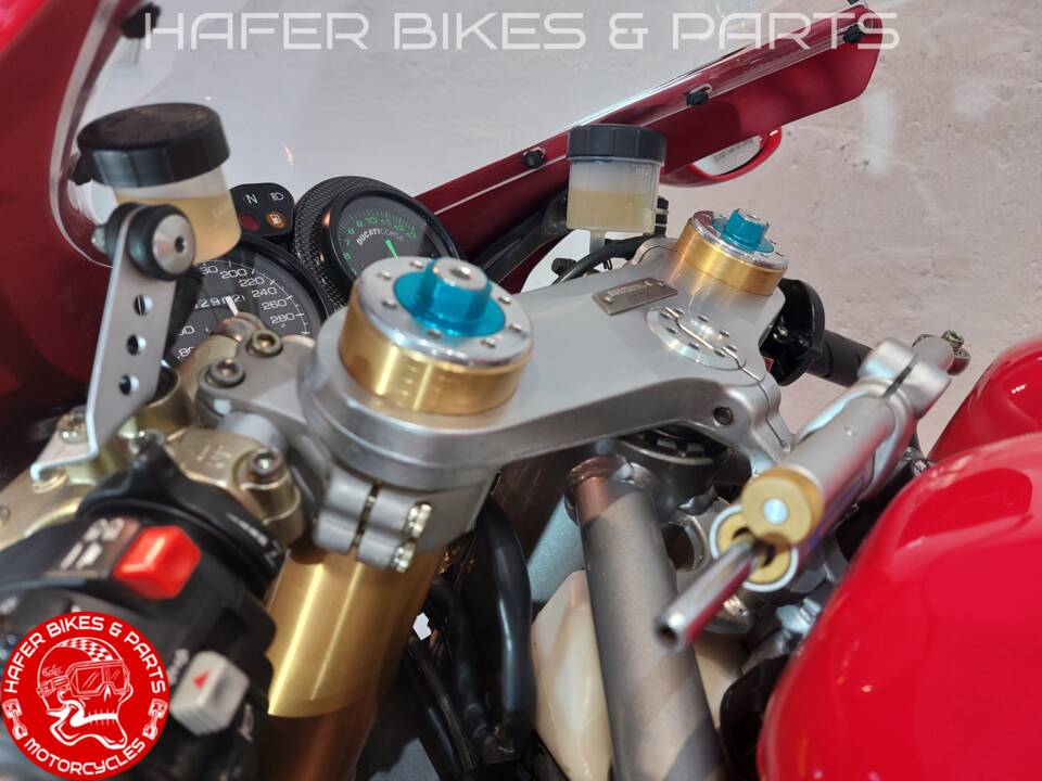 Immagine 32/58 di Ducati 998 R (2002)