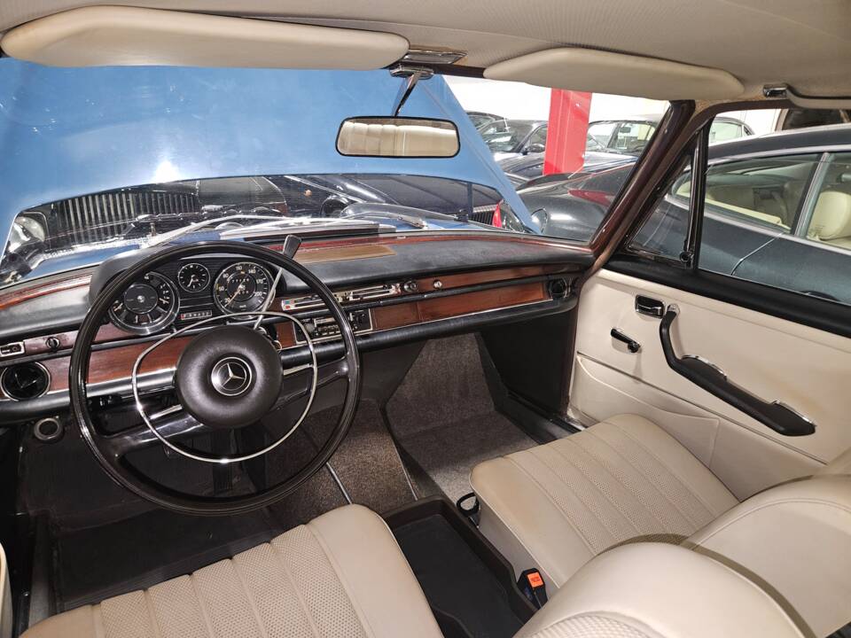 Immagine 18/20 di Mercedes-Benz 250 SE (1967)