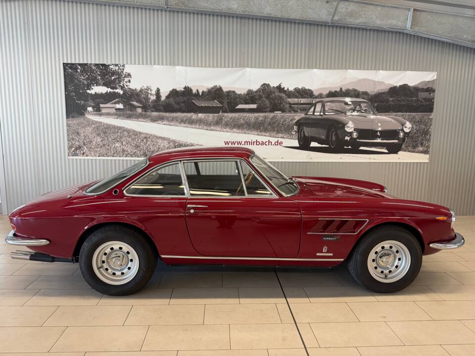 Bild 8/18 von Ferrari 330 GTC (1968)