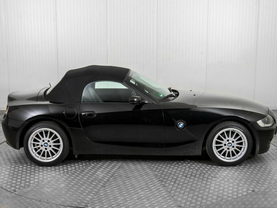 Imagen 48/50 de BMW Z4 2.2i (2005)