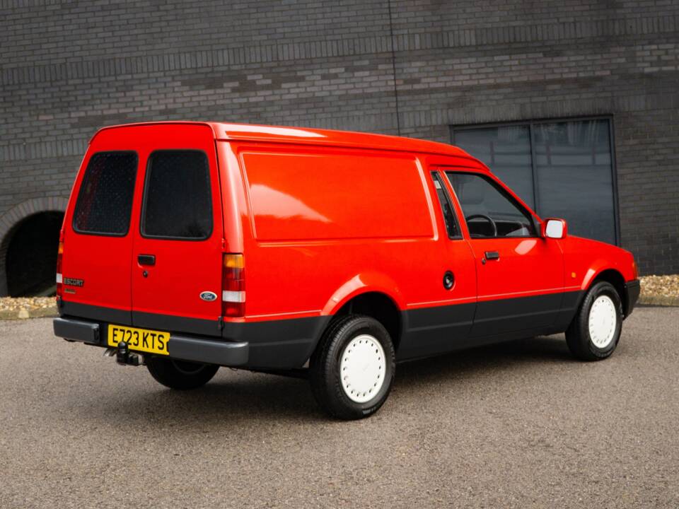 Imagen 3/20 de Ford Escort 1.6 Laser Van (1988)