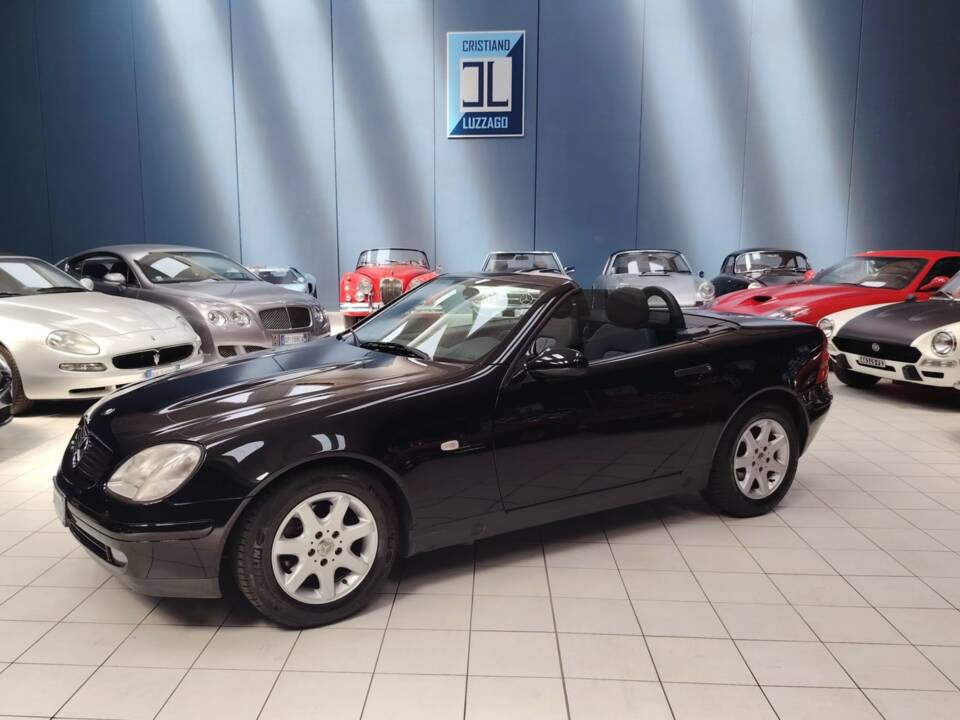 Bild 4/46 von Mercedes-Benz SLK 200 (2000)