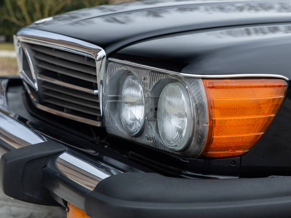 Afbeelding 28/50 van Mercedes-Benz 560 SL (1986)