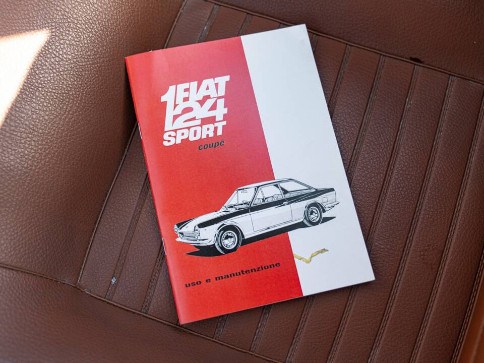 Image 42/50 of FIAT 124 Sport Coupe (1969)