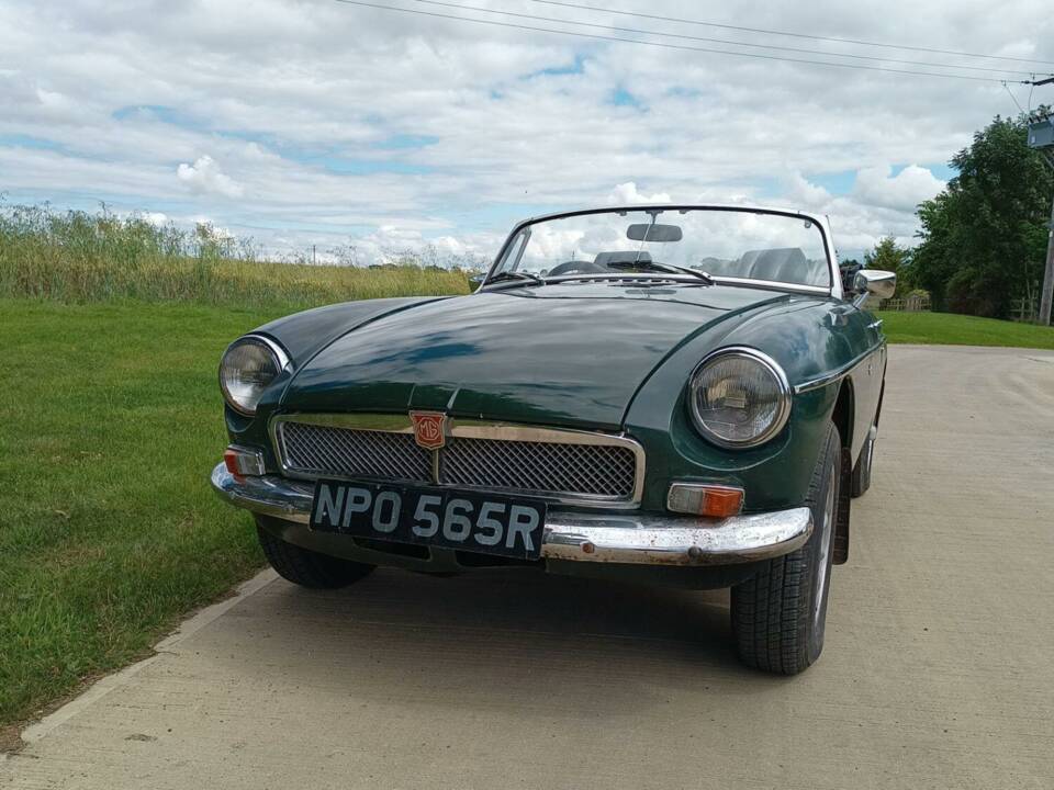 Image 7/21 of MG MGB (1977)