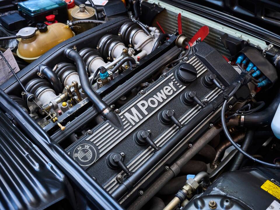 Bild 30/40 von BMW M 635 CSi (1984)