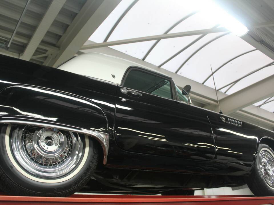 Bild 8/50 von Ford Thunderbird (1955)