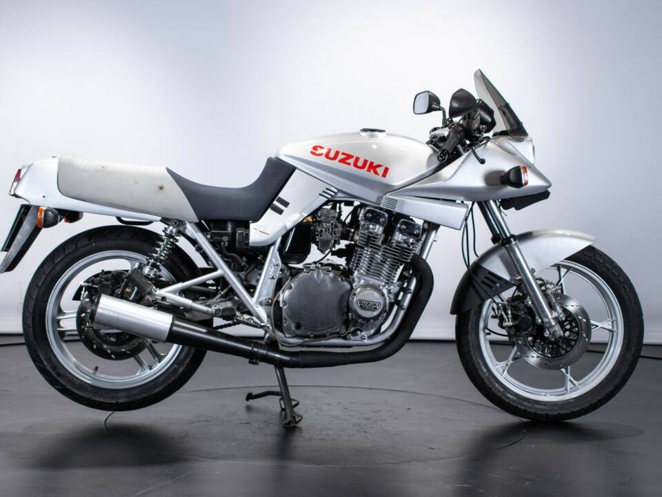 Afbeelding 5/35 van Suzuki GSX 1100 SZ Katana (1983)