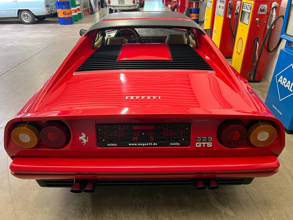 Image 16/16 of Ferrari 328 GTB (1986)