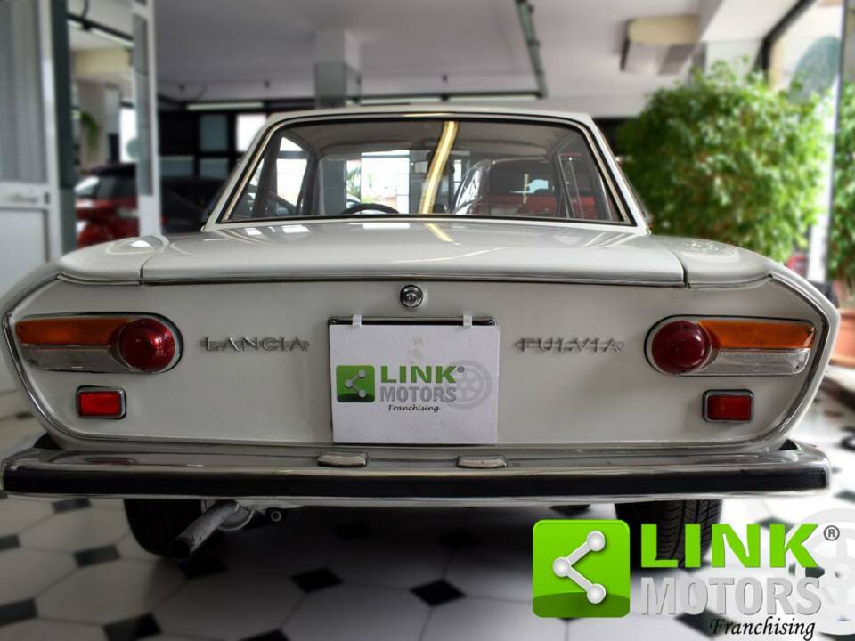 Image 6/8 of Lancia Fulvia Coupe (1971)