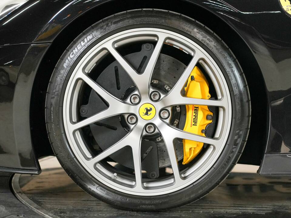 Image 14/47 of Ferrari 599 GTO (2011)