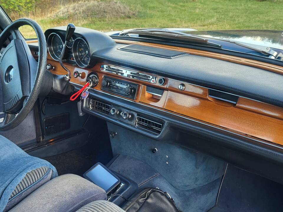 Afbeelding 7/9 van Mercedes-Benz 300 SEL 3.5 (1971)