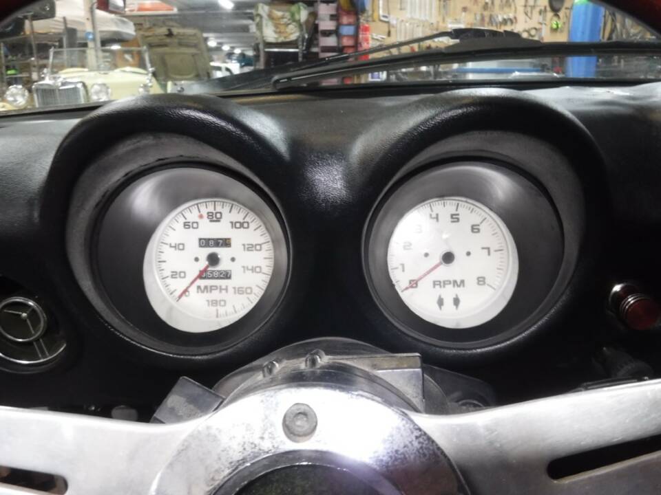 Immagine 26/41 di Datsun 240 Z (1973)
