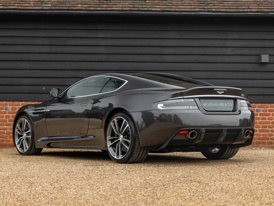 Afbeelding 3/50 van Aston Martin DBS (2010)