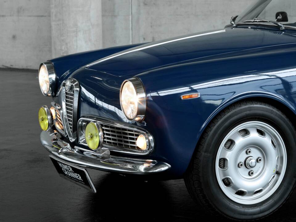 Image 11/50 de Alfa Romeo Giulia 1600 Sprint (1962)