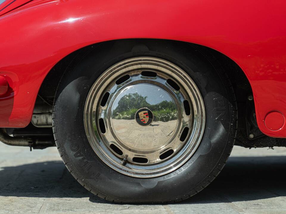 Image 21/50 of Porsche 356 C 1600 SC (1964)