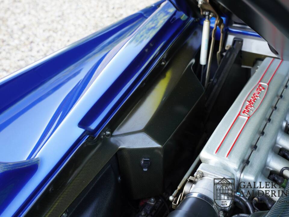 Image 19/50 of Lamborghini Diablo VT Roadster (1996)