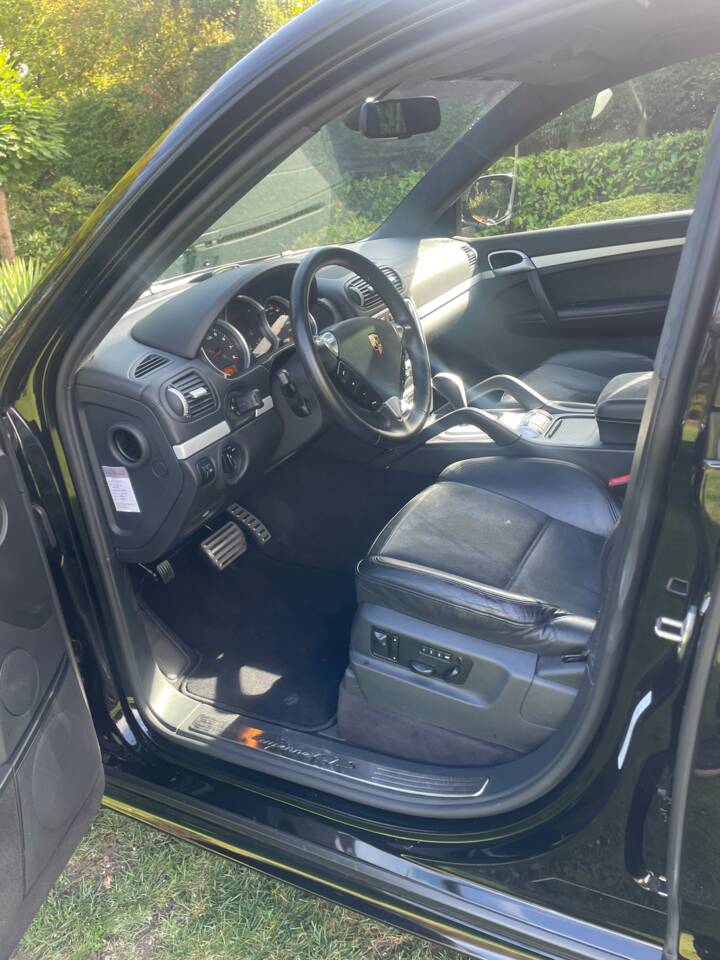 Bild 6/29 von Porsche Cayenne GTS (2008)