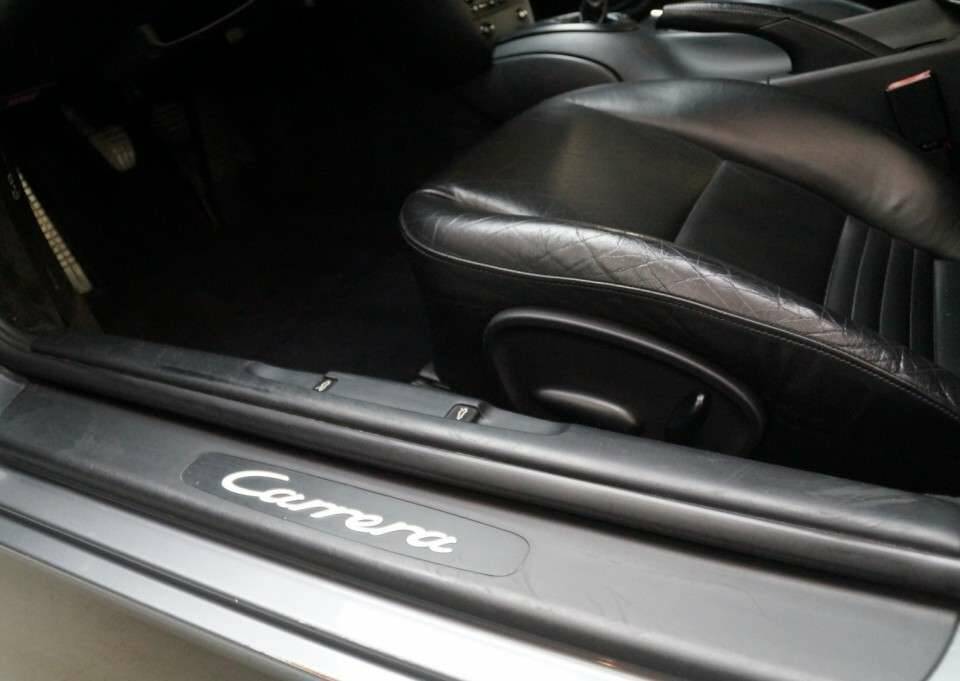 Afbeelding 19/50 van Porsche 911 Carrera (2001)