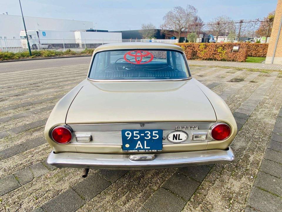 Image 7/44 of Toyota Crown (1965)