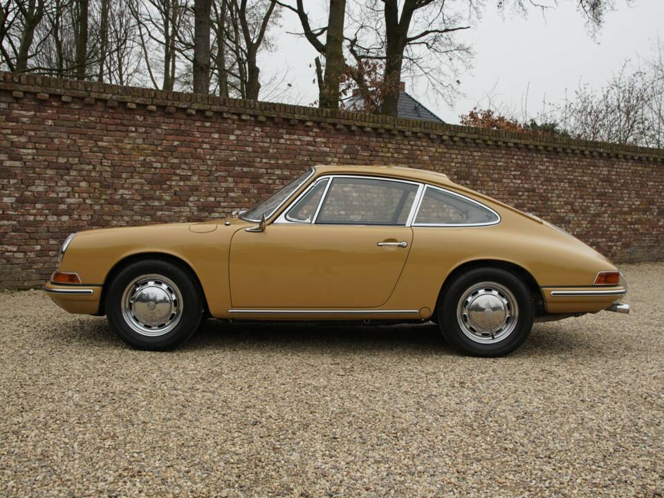 Immagine 11/50 di Porsche 911 2.0 (1965)