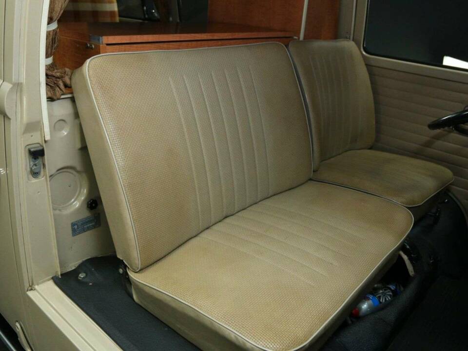 Immagine 21/50 di Volkswagen T2a Westfalia (1969)