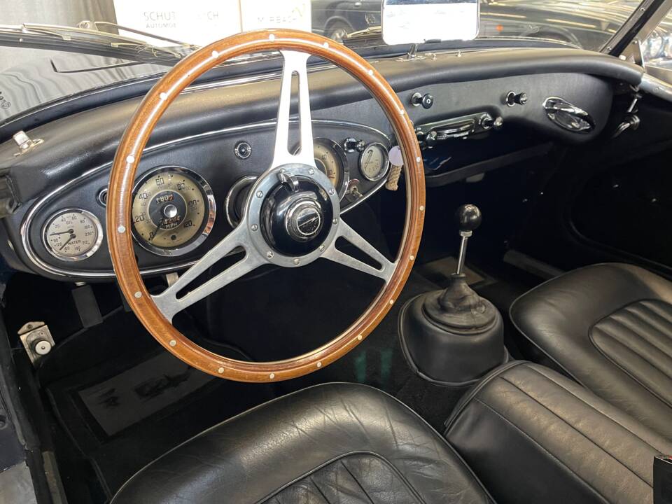 Immagine 11/16 di Austin-Healey 3000 Mk II (BN7) (1962)