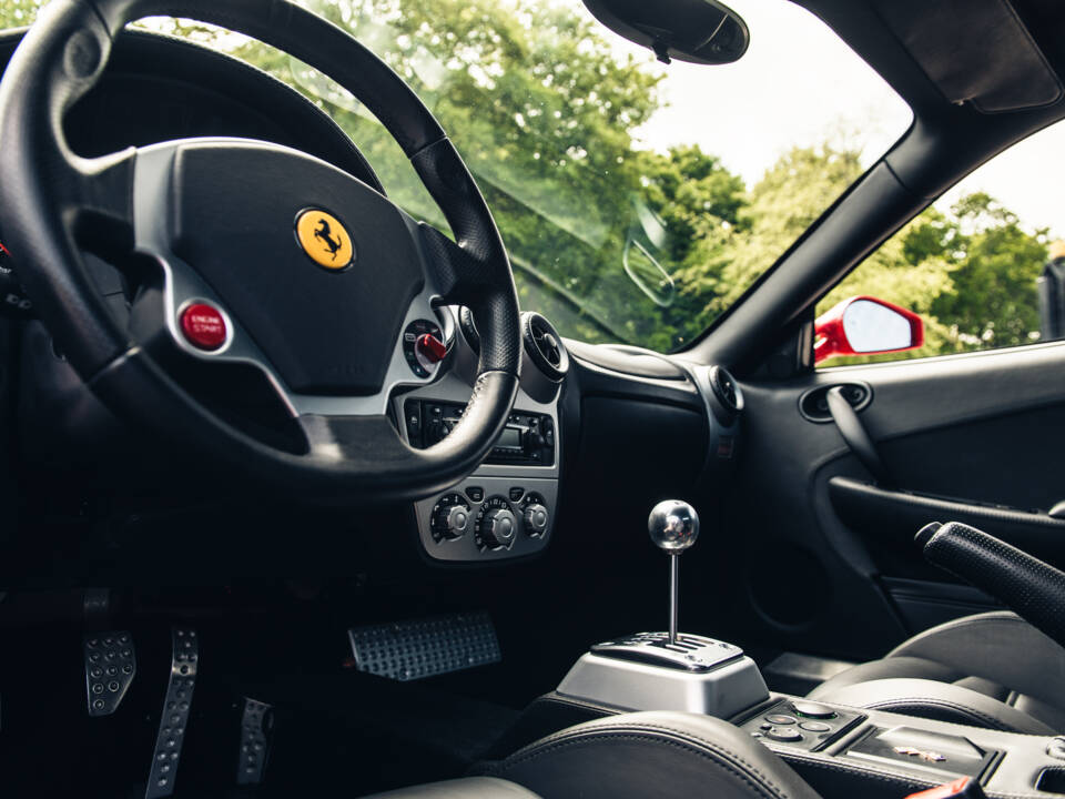 Immagine 39/50 di Ferrari F 430 (2004)