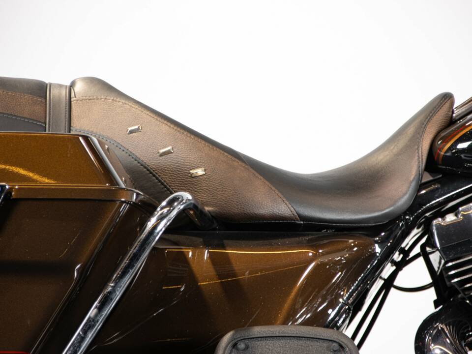 Bild 8/50 von Harley-Davidson DUMMY (2013)
