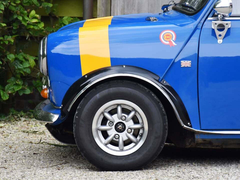 Image 16/32 of Mini 1275 GT (1977)