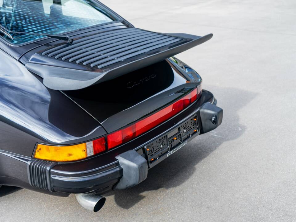 Bild 5/33 von Porsche 911 Carrera 3.2 (1987)