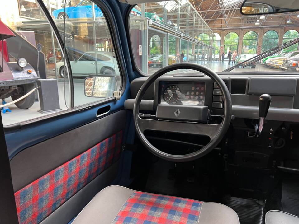 Imagen 16/32 de Renault R 4 TL (1985)