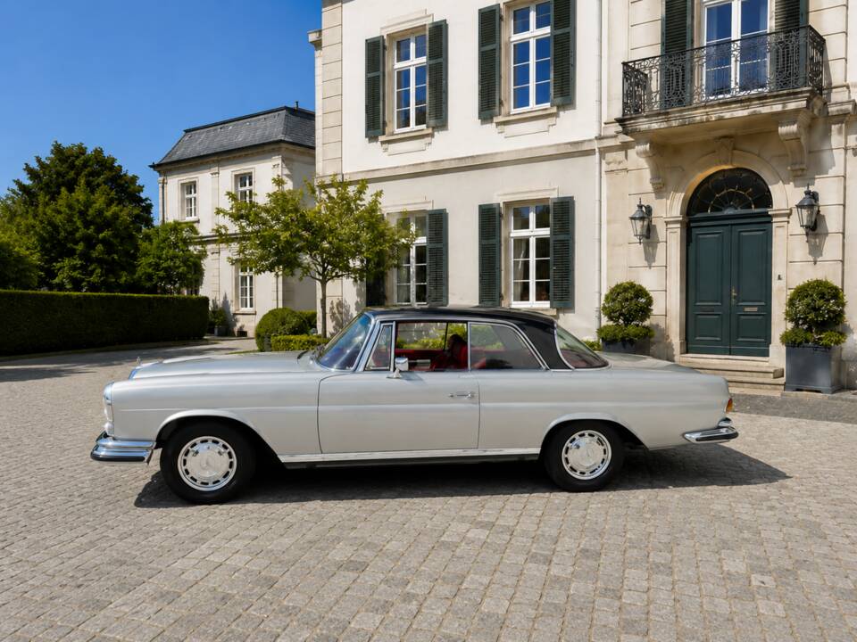 Bild 5/19 von Mercedes-Benz 280 SE 3,5 (1970)