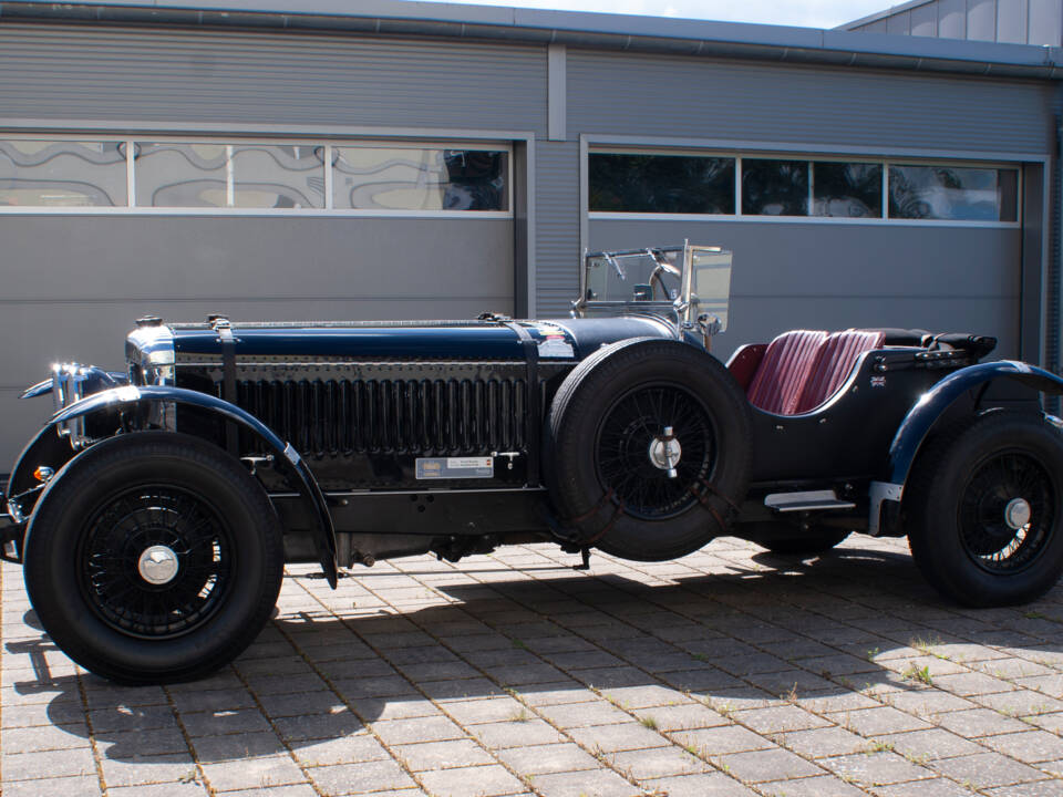 Immagine 2/11 di Daimler 4 1&#x2F;2 Litre Straight 8 Special (1937)