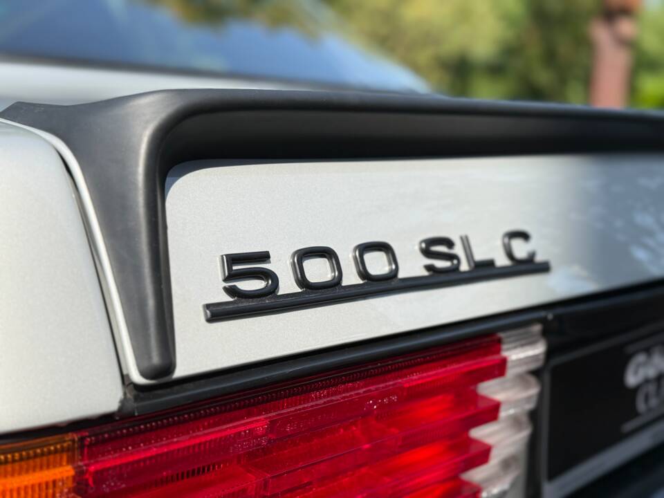 Immagine 25/29 di Mercedes-Benz 500 SLC (1980)