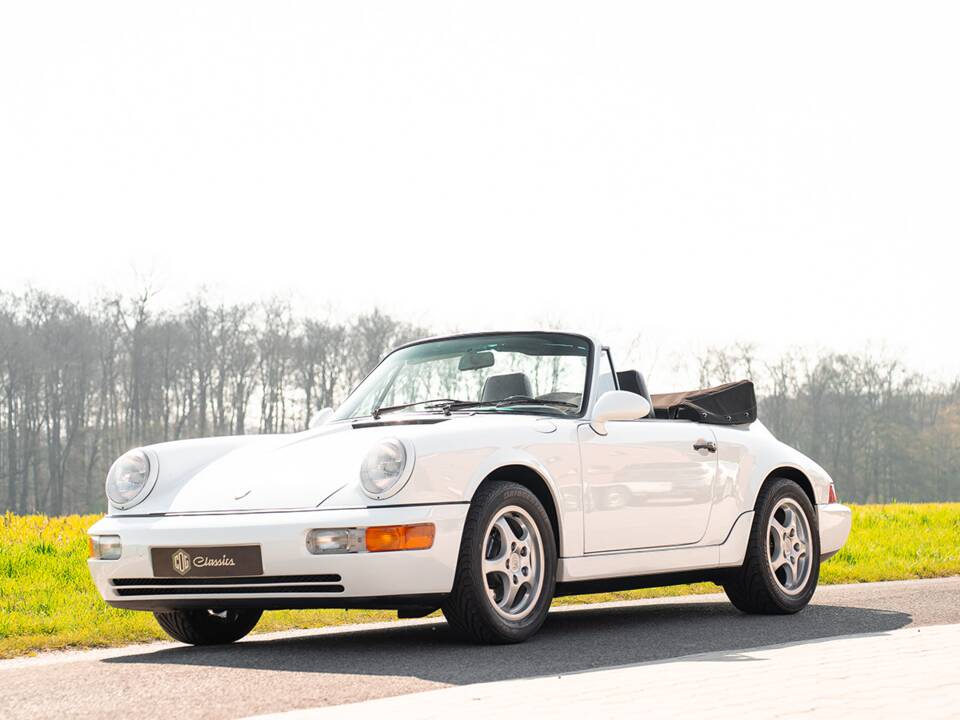 Image 2/48 of Porsche 911 Carrera 4 (1992)