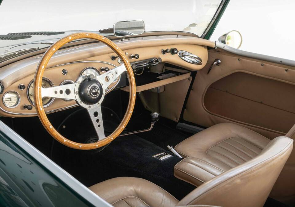 Image 21/27 of Austin-Healey 3000 Mk II (BN7) (1961)