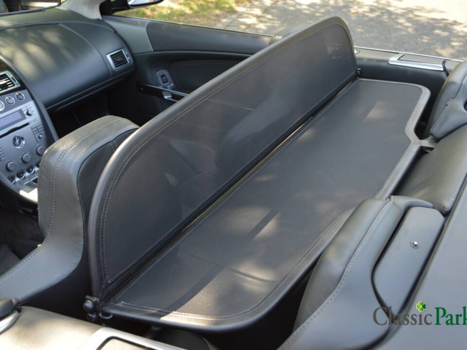 Bild 42/50 von Aston Martin DB 9 Volante (2005)