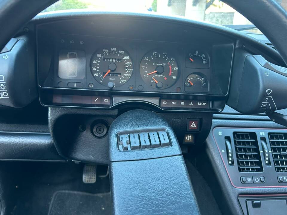 Afbeelding 21/39 van Citroën CX 25 GTI Turbo 2 (1987)